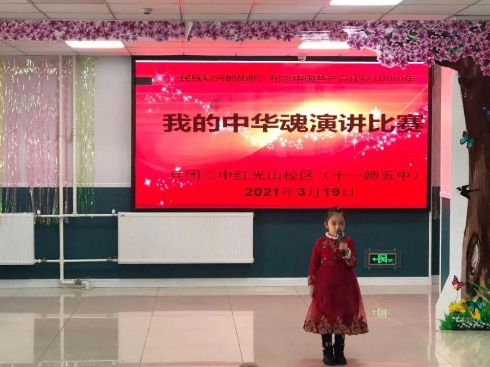 救援男孩毕业生